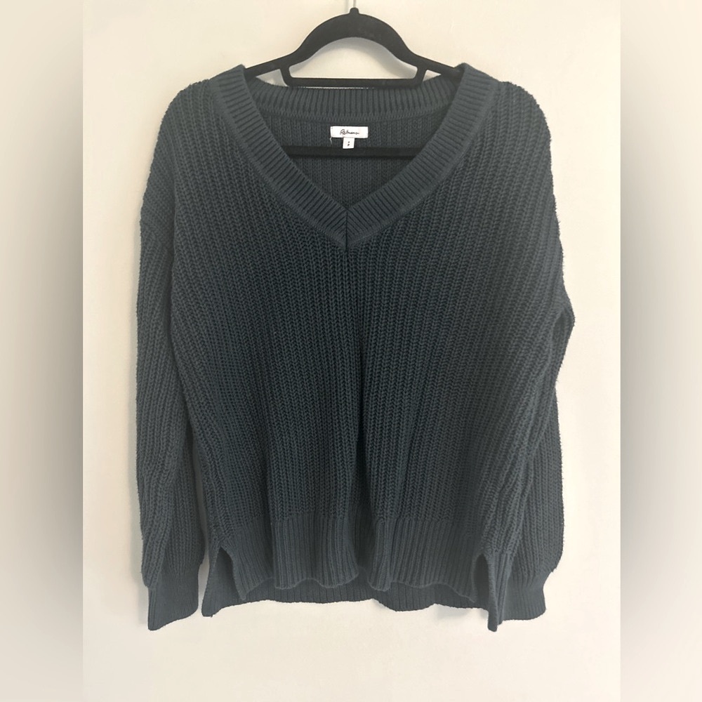 Emerald Green V-neck Knit Sweater